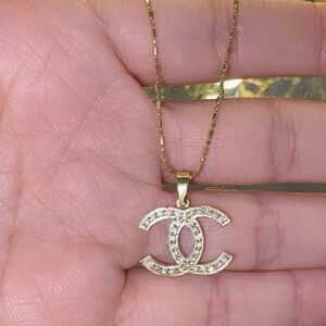 14KT GOLD AND DIAMONDS Necklace